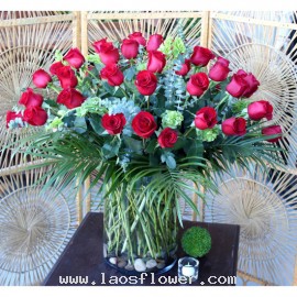 60 Red Roses